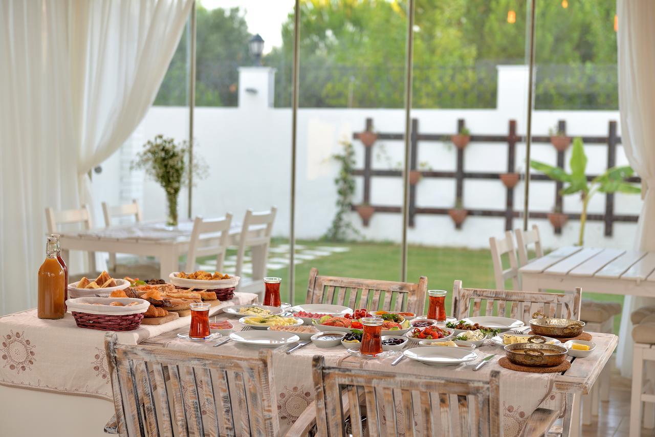 Villa Blanche Hotel Ildiri Kültér fotó