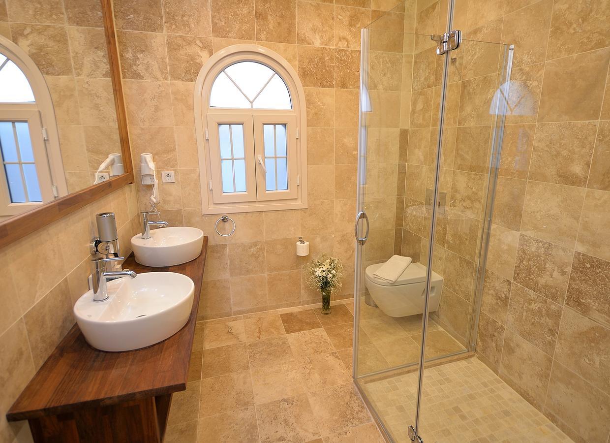 Villa Blanche Hotel Ildiri Kültér fotó