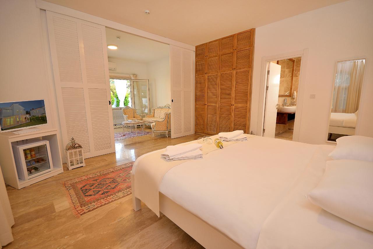 Villa Blanche Hotel Ildiri Kültér fotó